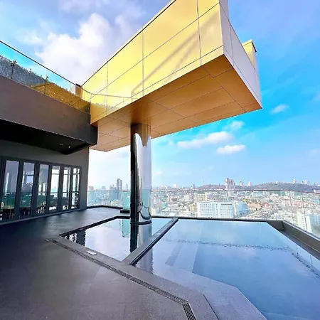 Luxury Edge Seaview Apartment *