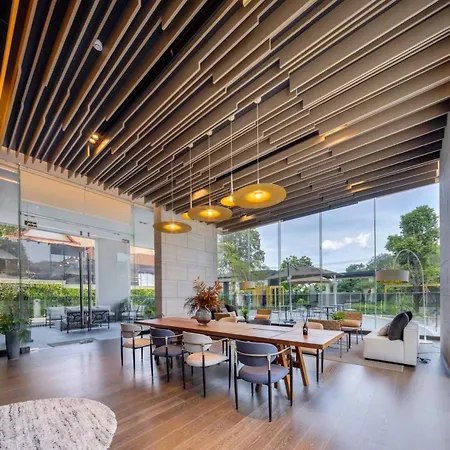 อพาร์ทเม้น Luxury 2 Bed Sea View - Excellent Location Pattaya