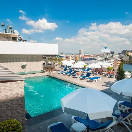 Flipper House - Sha Extra 3* Pattaya