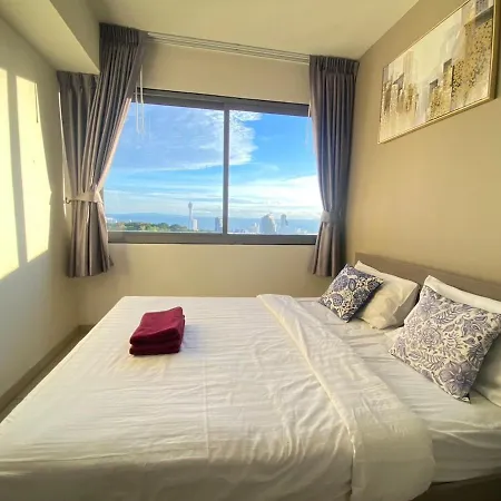 High Floor 2br Sea View Prime Location Pattaya