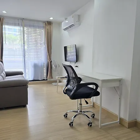 Apartment The Pride Avenue Soi Buakao *