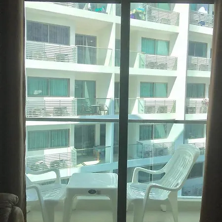 Laguna Beach Jomtien Apartment *