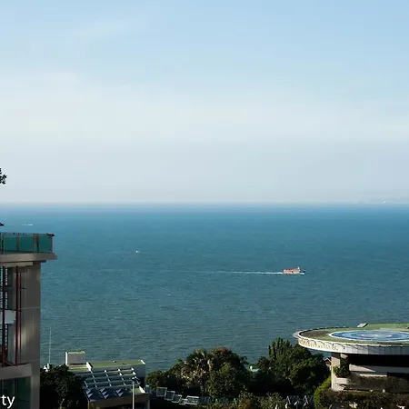 Apartment The Cliff By Pearl