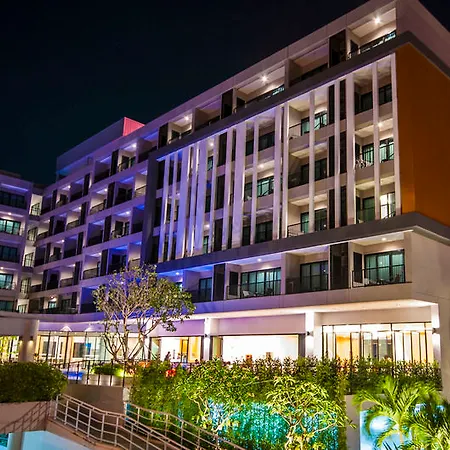 J Inspired Hotel 4*