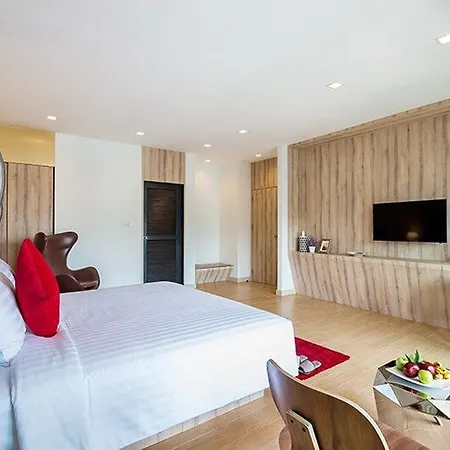 Hotel J Inspired 4*
