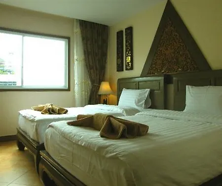 Inn The Red Balcony Pattaya
