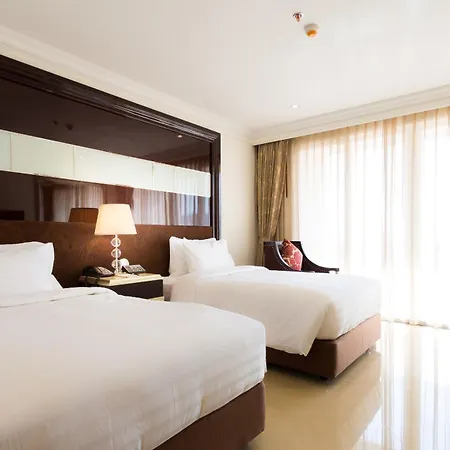 Lk President Hotel