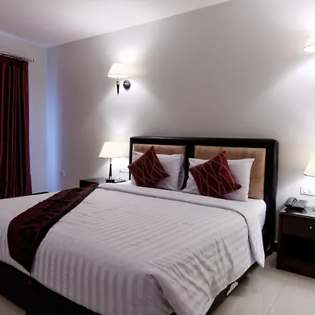Blue Sky Hotel 3*