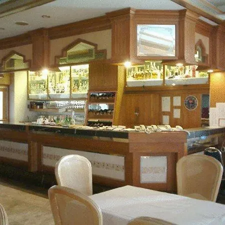 Hotel Grand Sole 3*