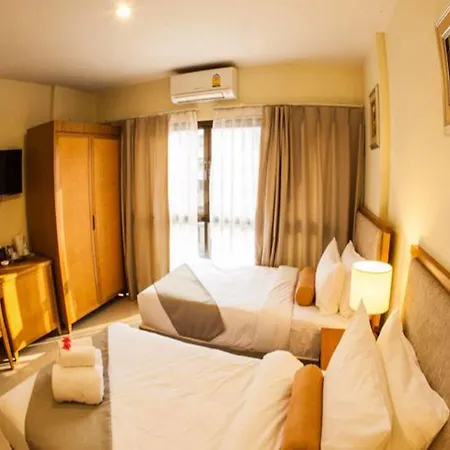 Hotel Babylon Palace 3*