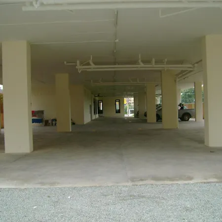 Rada โรงแรม 3*