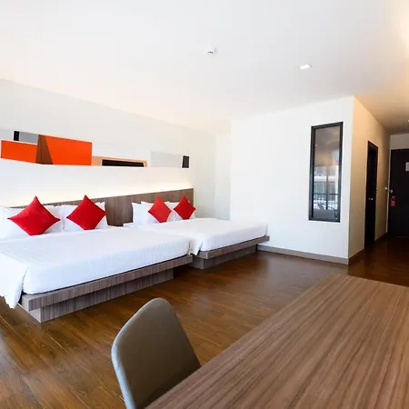 J Inspired Hotel 4*