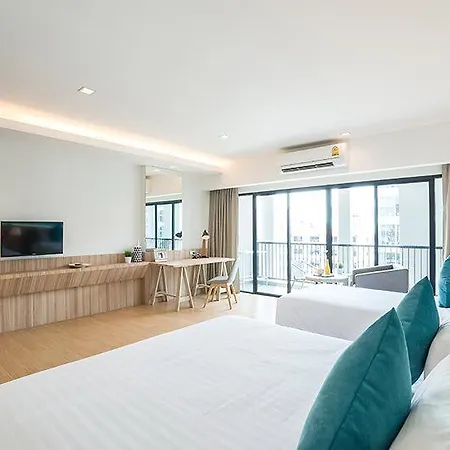 J Inspired Hotel 4*
