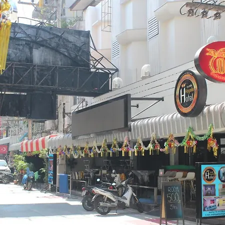 Hotel Le Cafe Royale