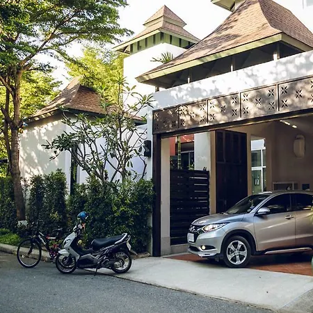 Hotel Nagawari Art Maldives Bbq Pattaya Na Chom Thian