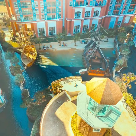 Grande Caribbean By Suwison Apartment