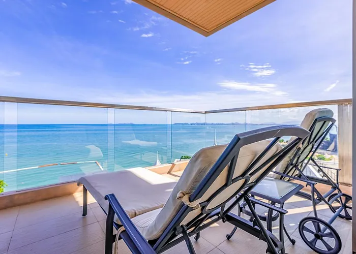 Pattaya Modus Beachfront Resort