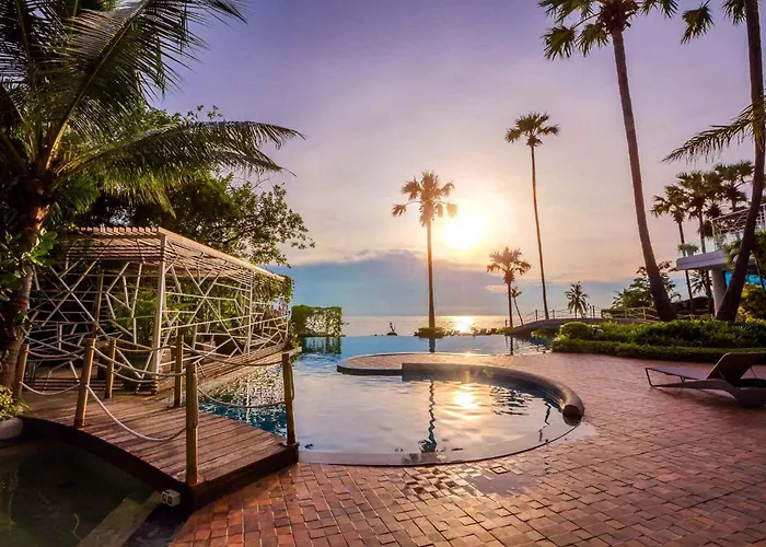 The Palm Wongamat - 1Br Luxury Beachfront Suite - Ocean View - 32 Floor