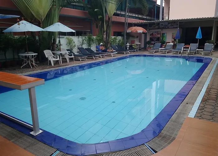 Home Pattaya Hotel