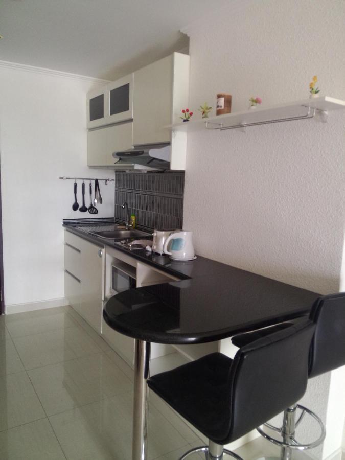 Joy Shop At View Talay 6 Apartment Pattaya
