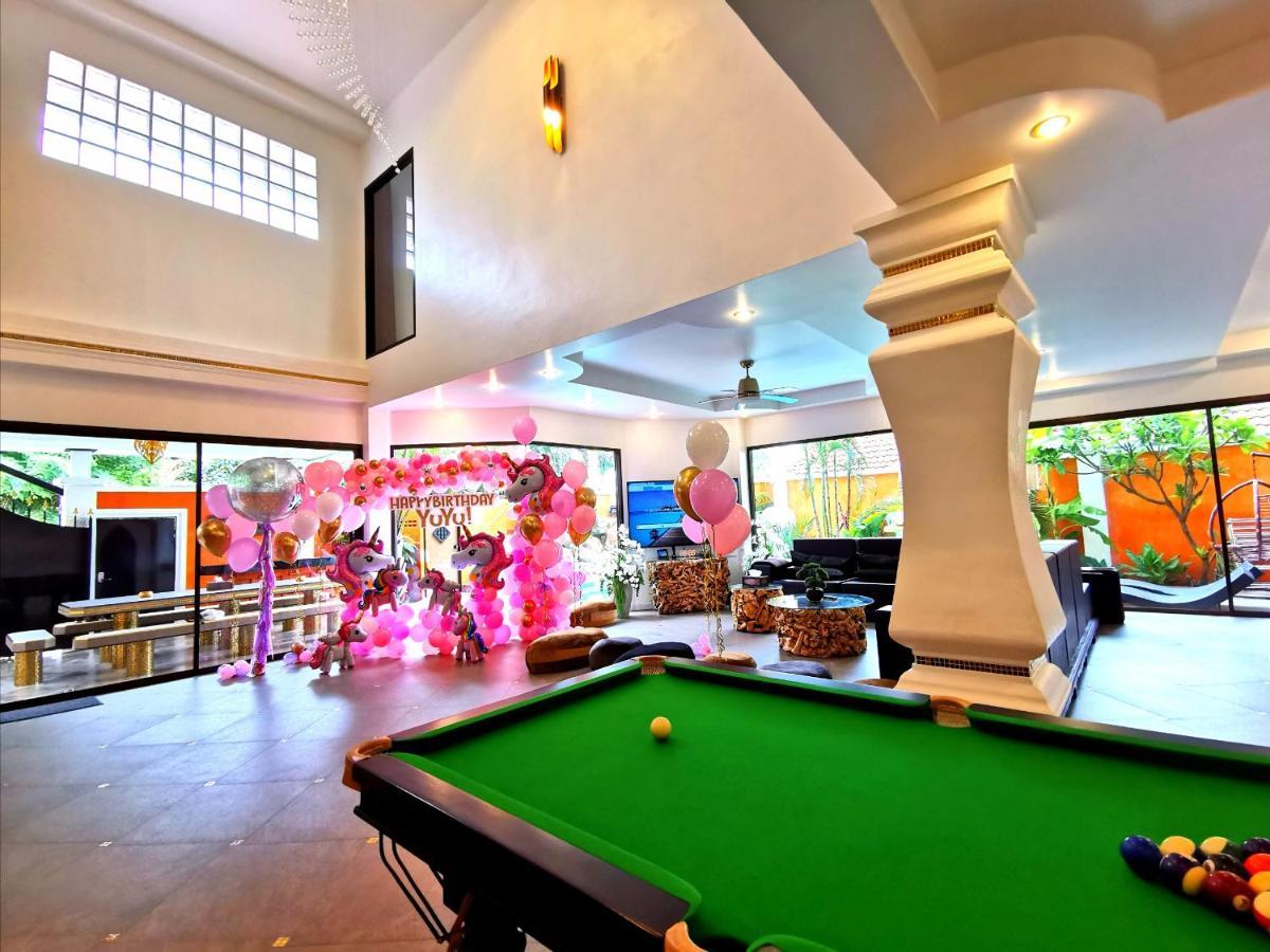 Tucheland Luxury Pool Walking Street 7 Bedrooms Pattaya