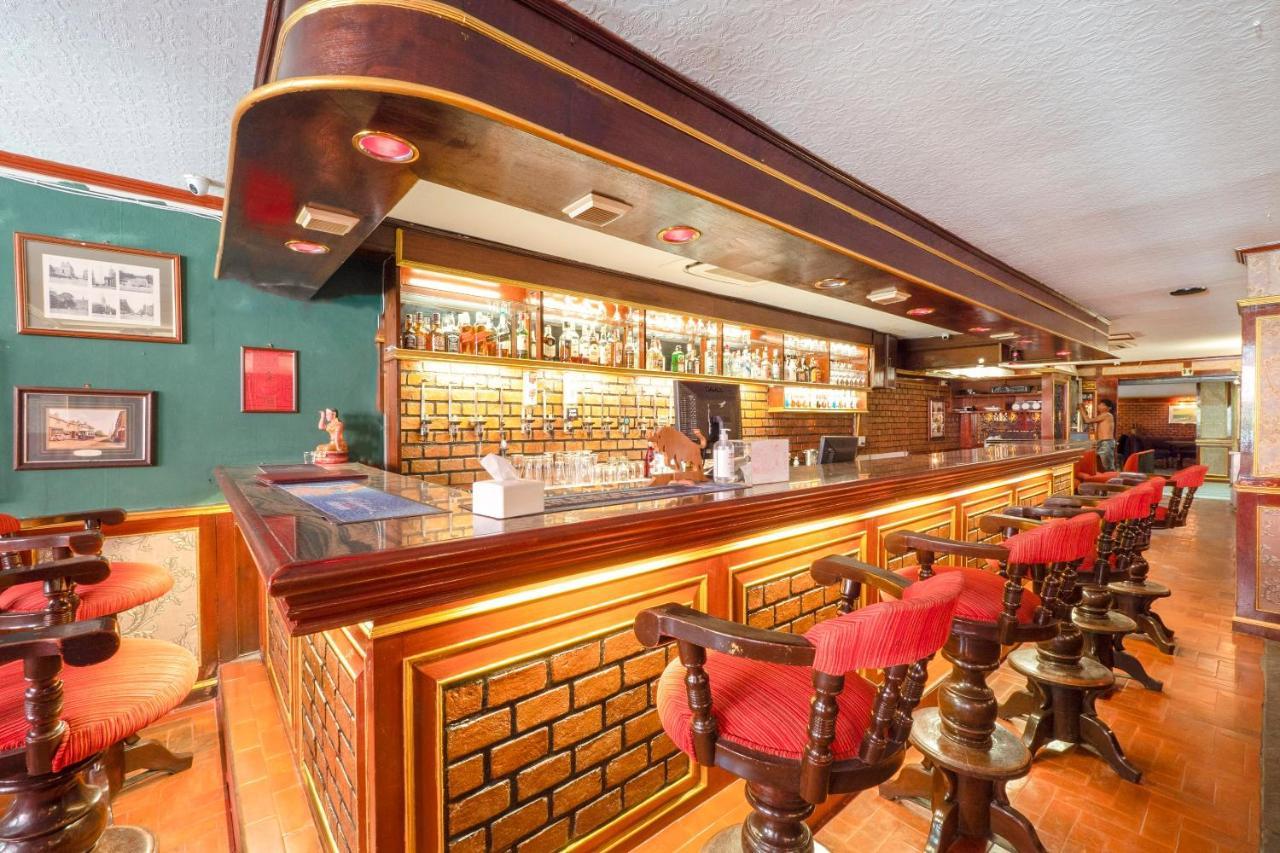 Oyo 75328 Punjabi Junction