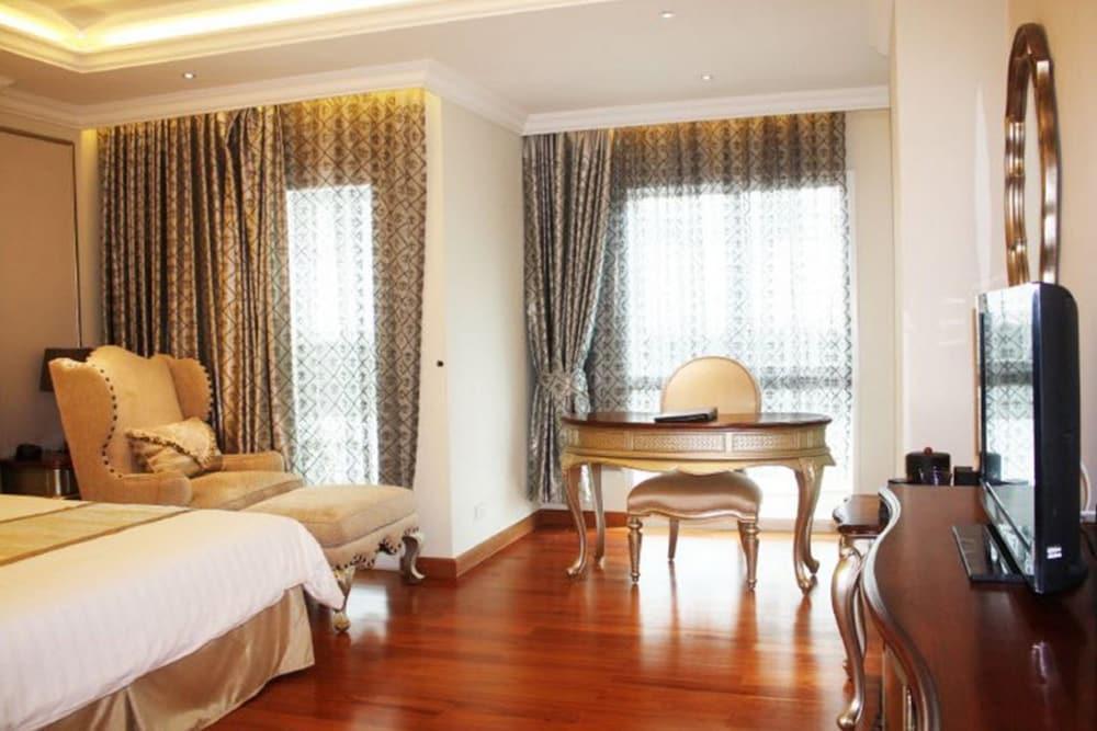 Lk The Empress 4* Pattaya