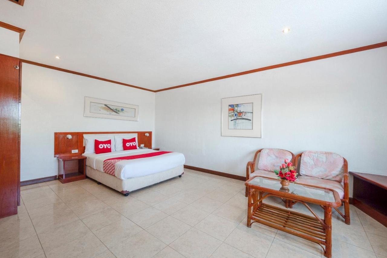 Oyo 75328 Punjabi Junction Hotel