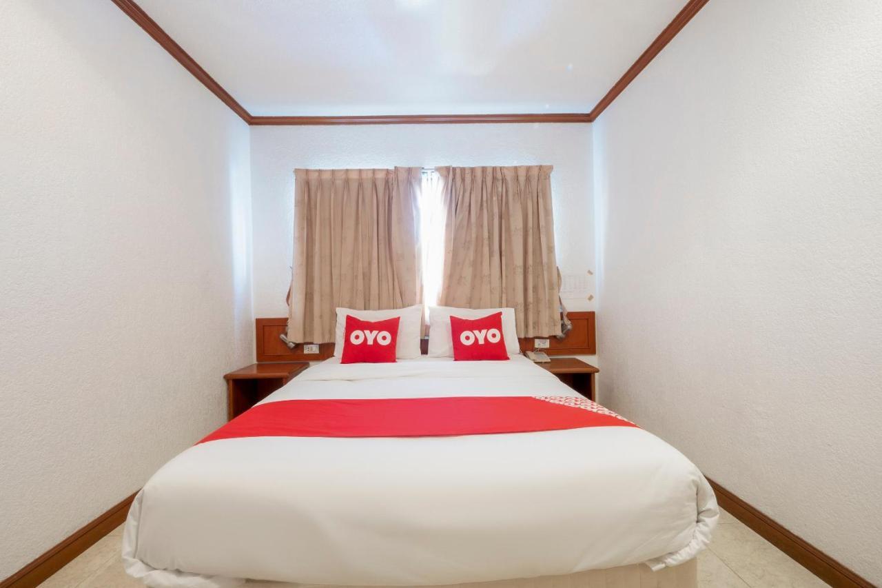 Hotel Oyo 75328 Punjabi Junction