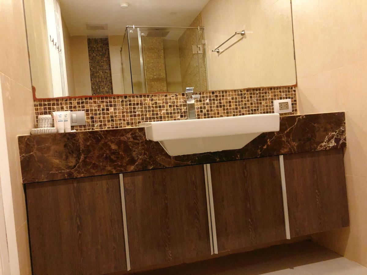 Centara Avenue Soi Buakhao By Daisy 2 Apartment *