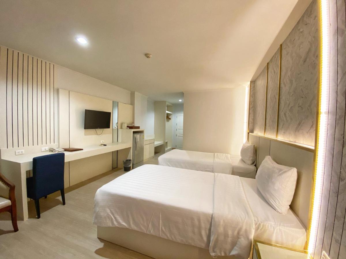 เบส บีช 3* Pattaya