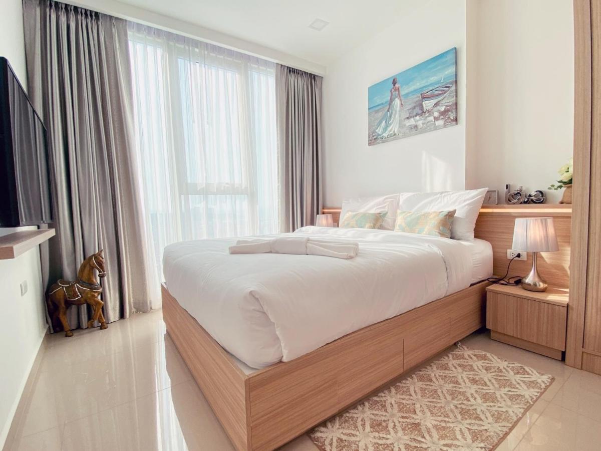 City Garden Tower Luxurious Condominium In The Center Of