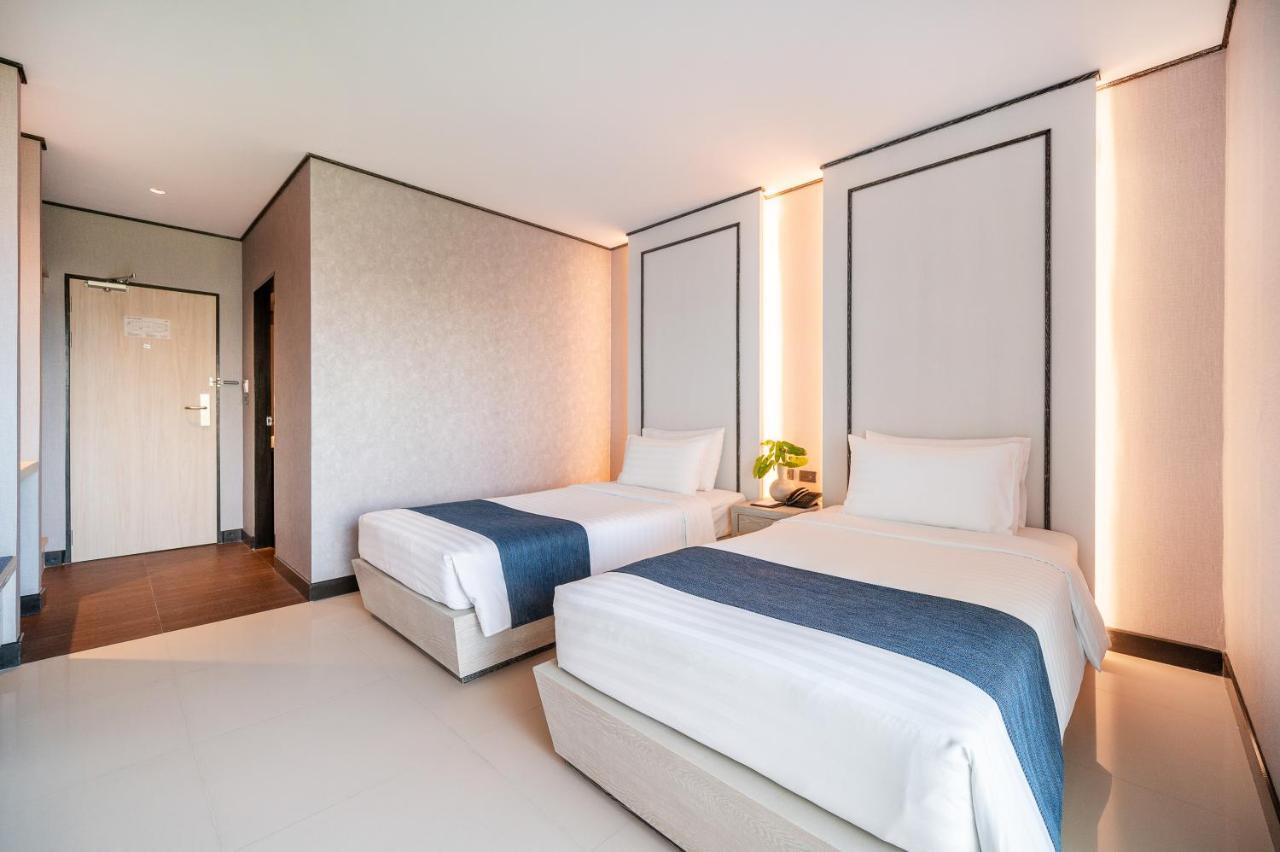 Hotel Manhattan - Sha Extra Pattaya