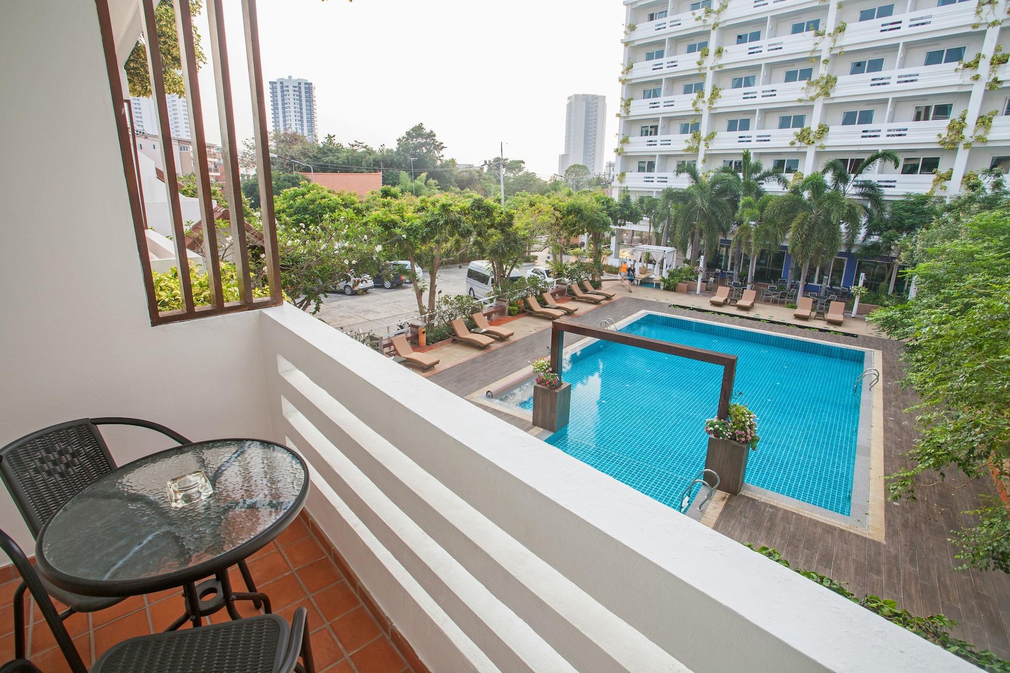 Hotel Hill Fresco Pattaya