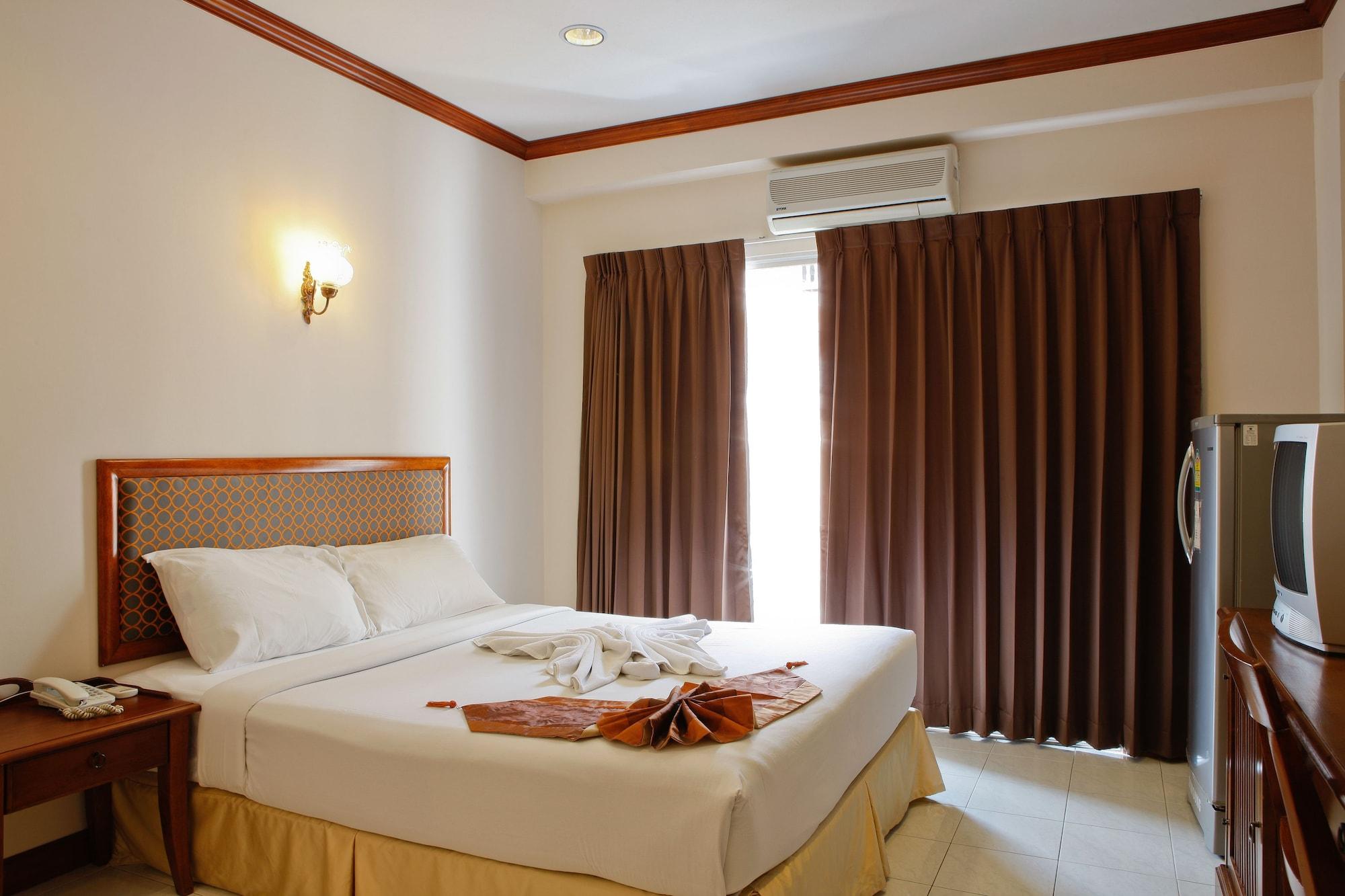 Hotel House- Sha Extra 3*