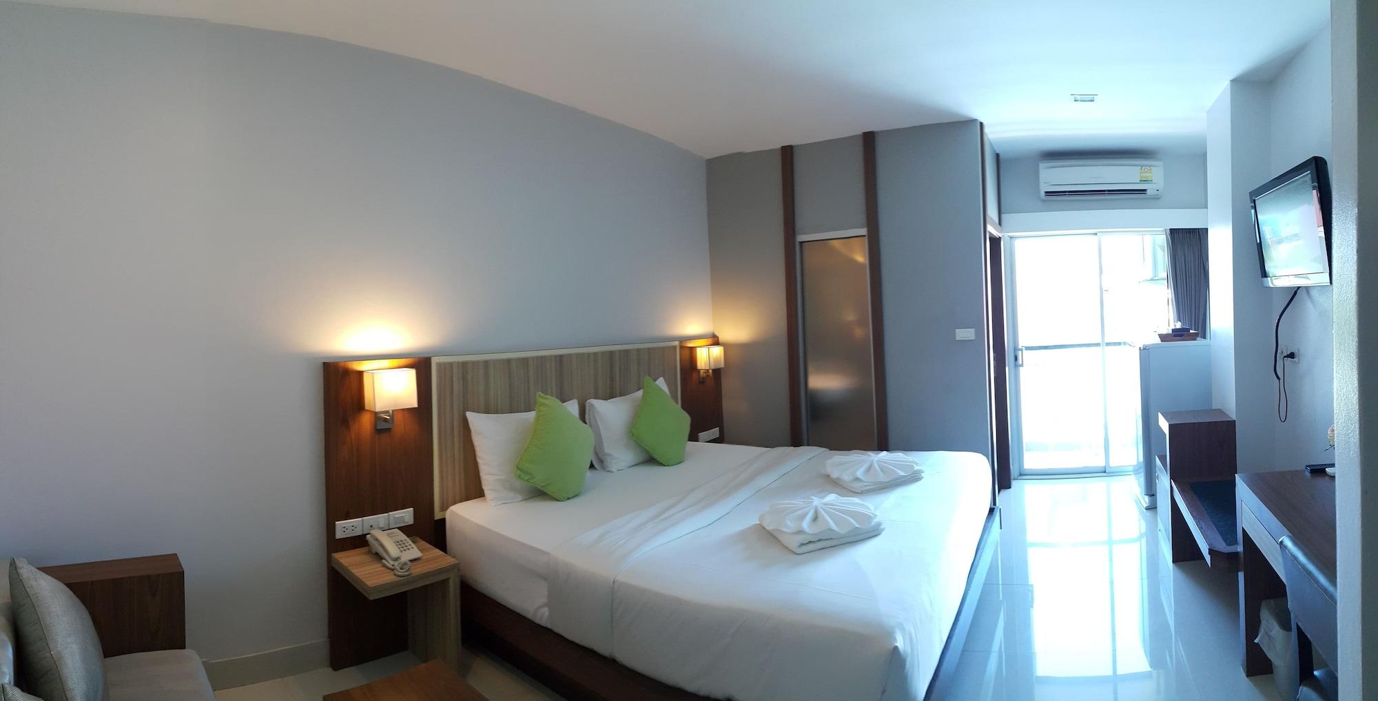 Hotel April