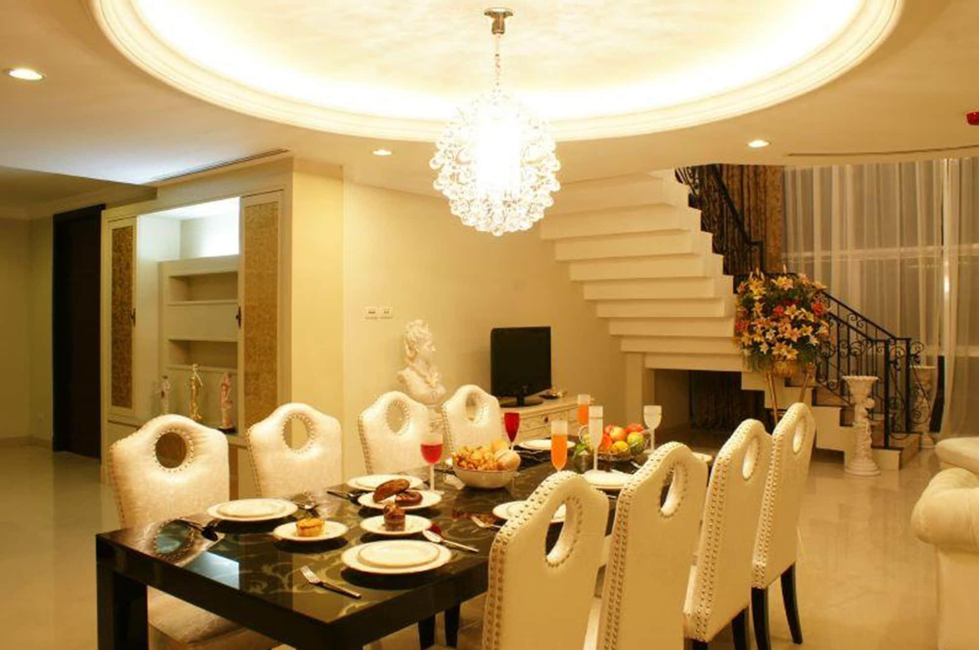 Lk Legend Hotel