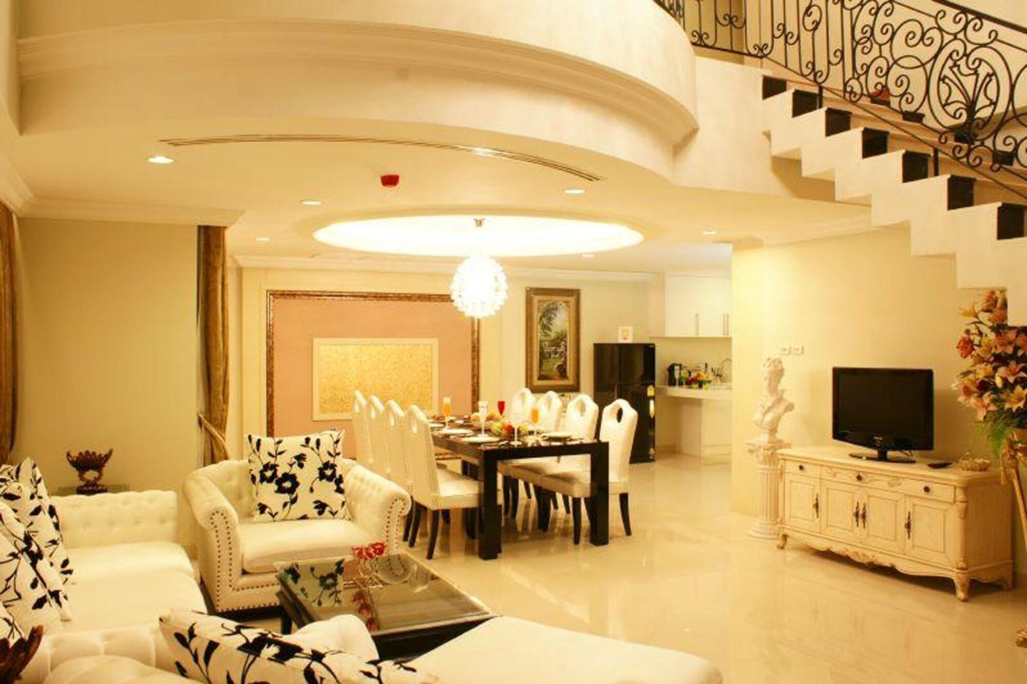 Hotel Lk Legend