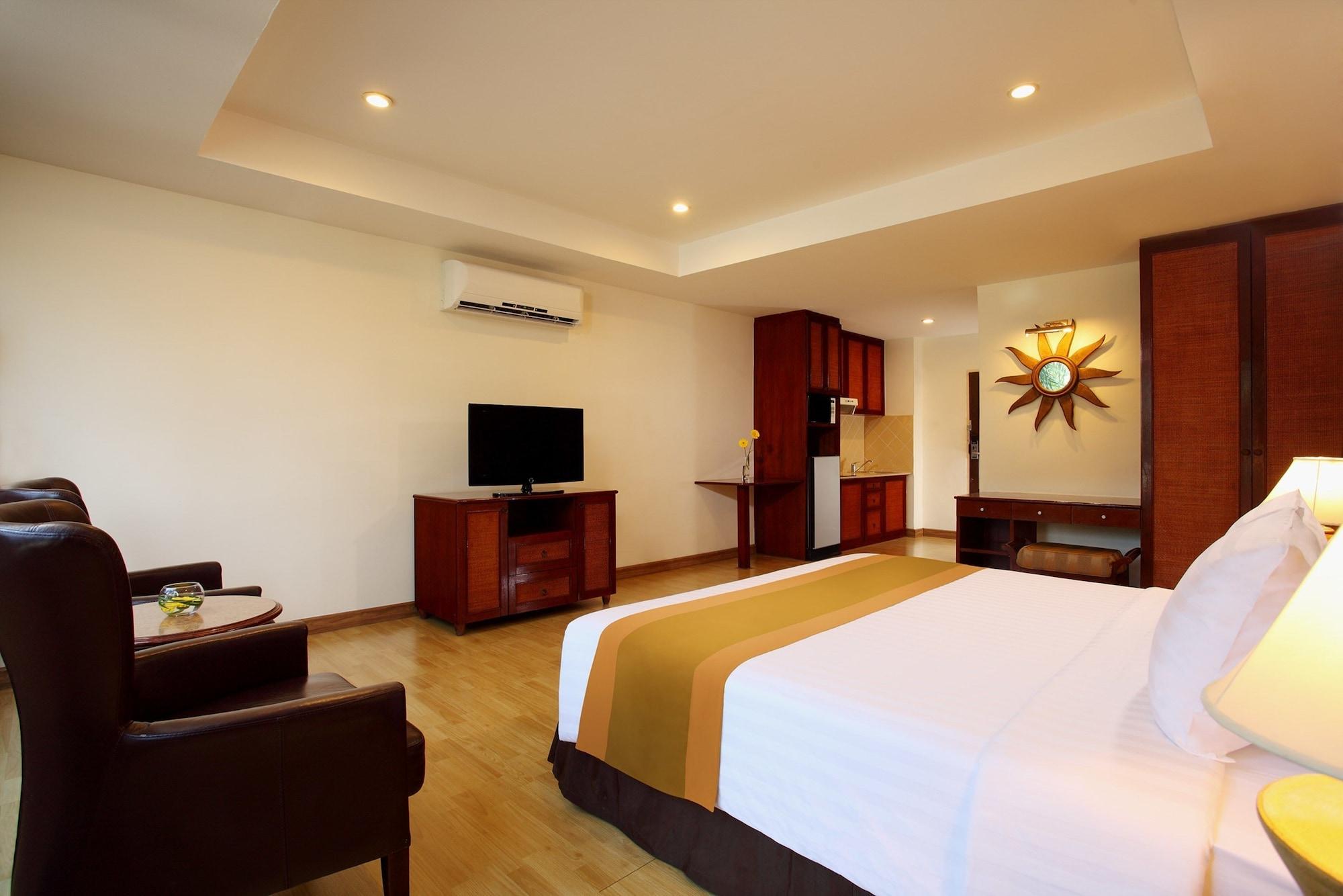 Nova Park Hotel 4*