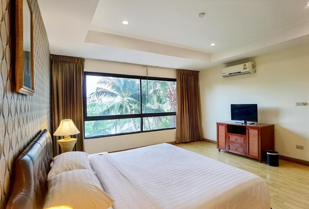 Nova Park Hotel 4*