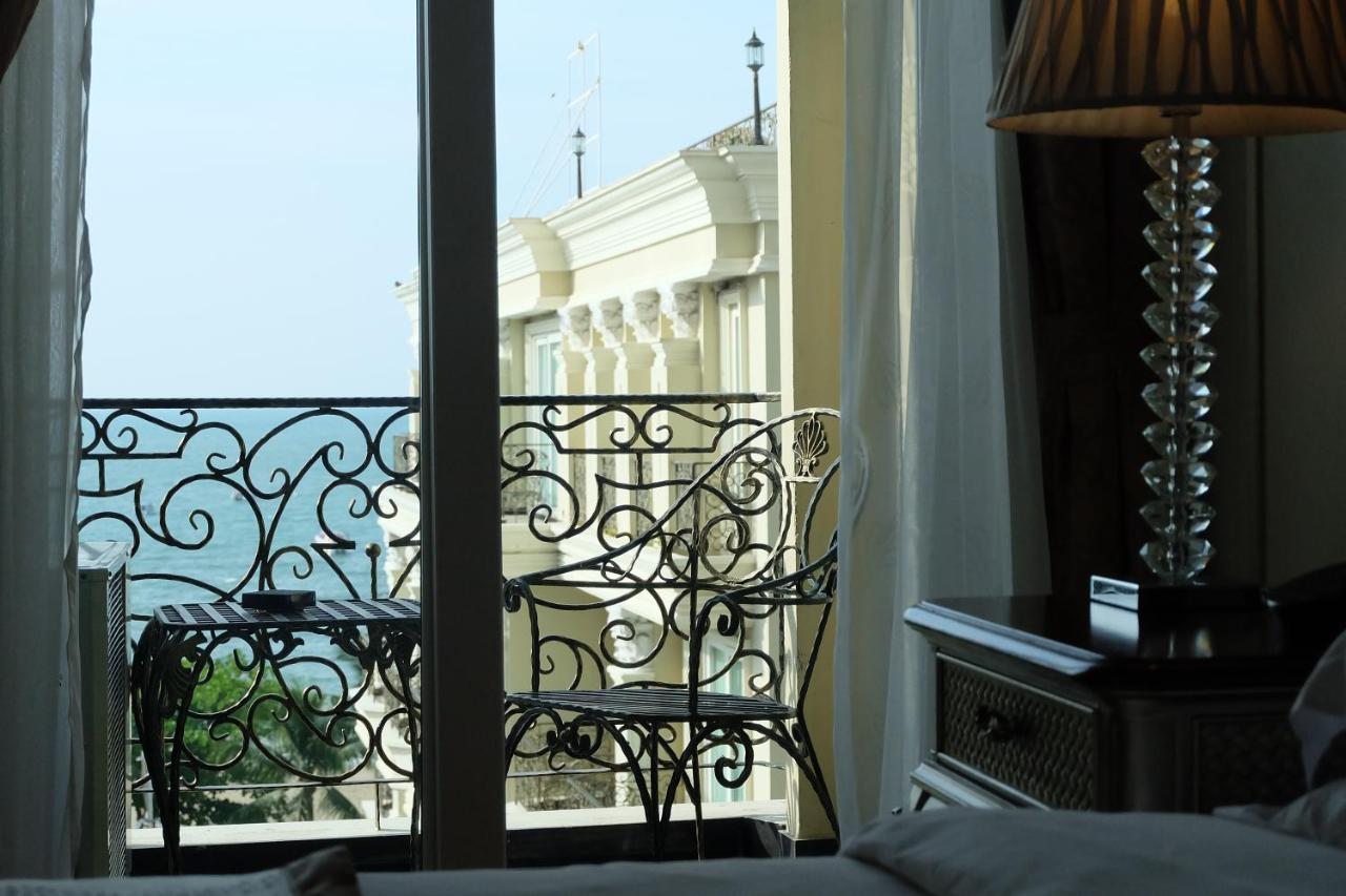 Lk The Empress Hotel 4*
