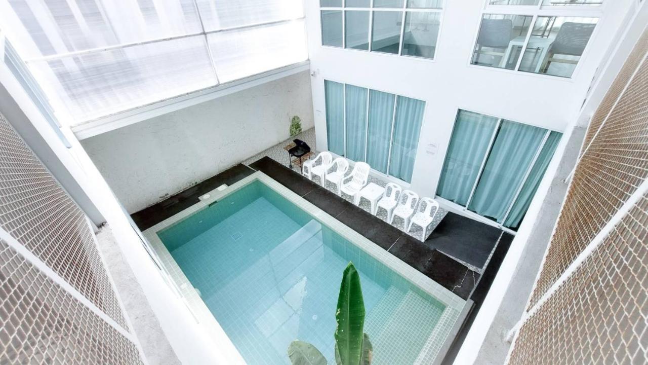 The Inn10: Pool With 9 Bedrooms