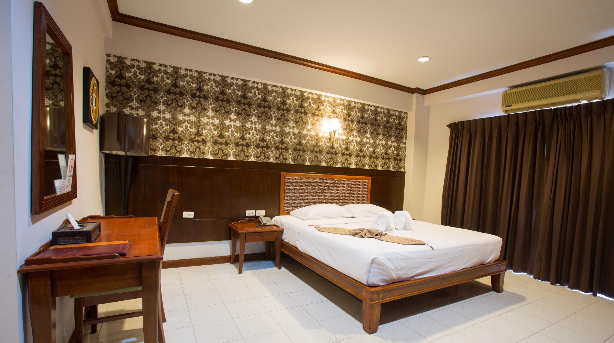 House- Sha Extra 3*