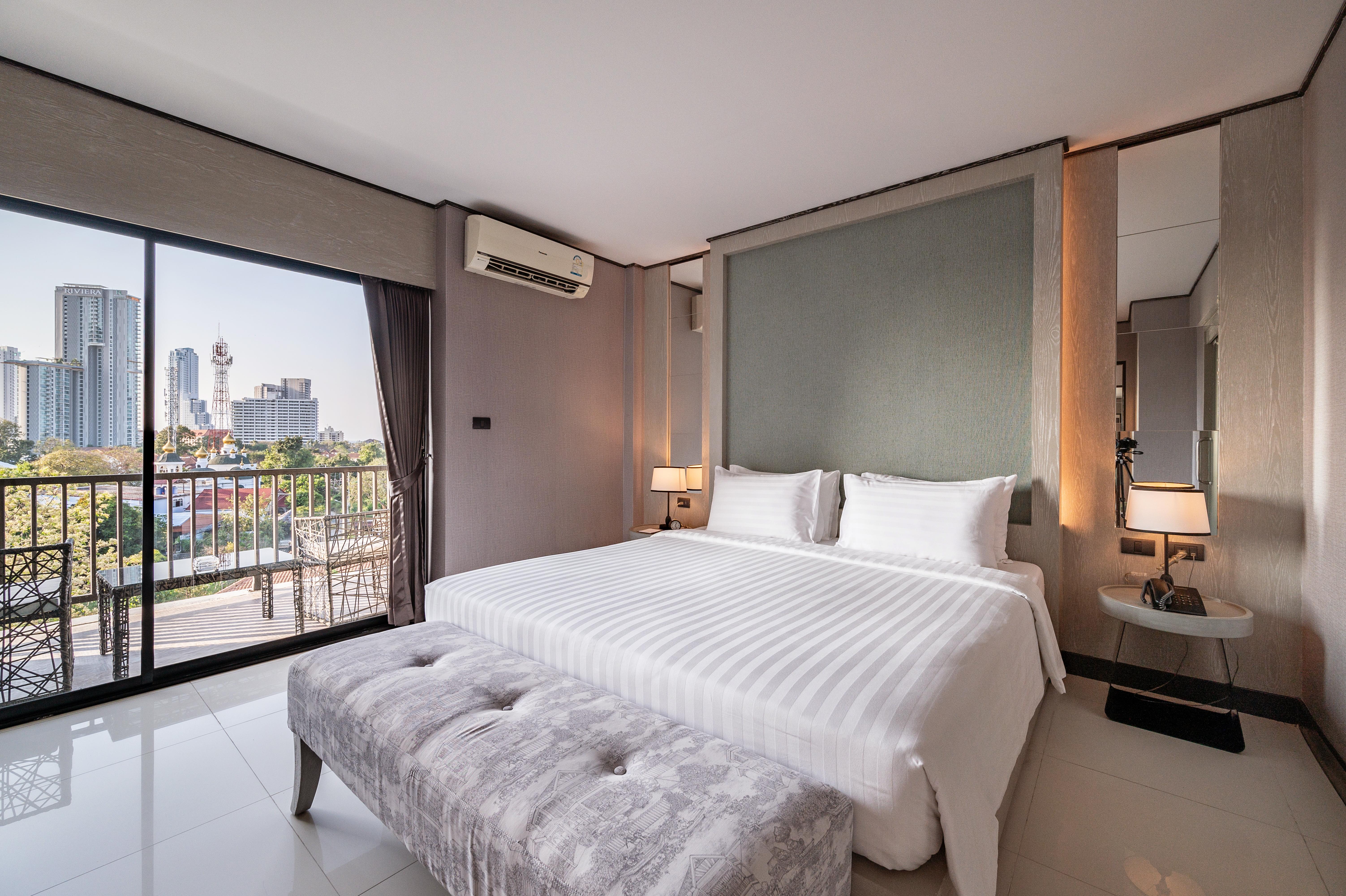 Manhattan - Sha Extra Hotel Pattaya