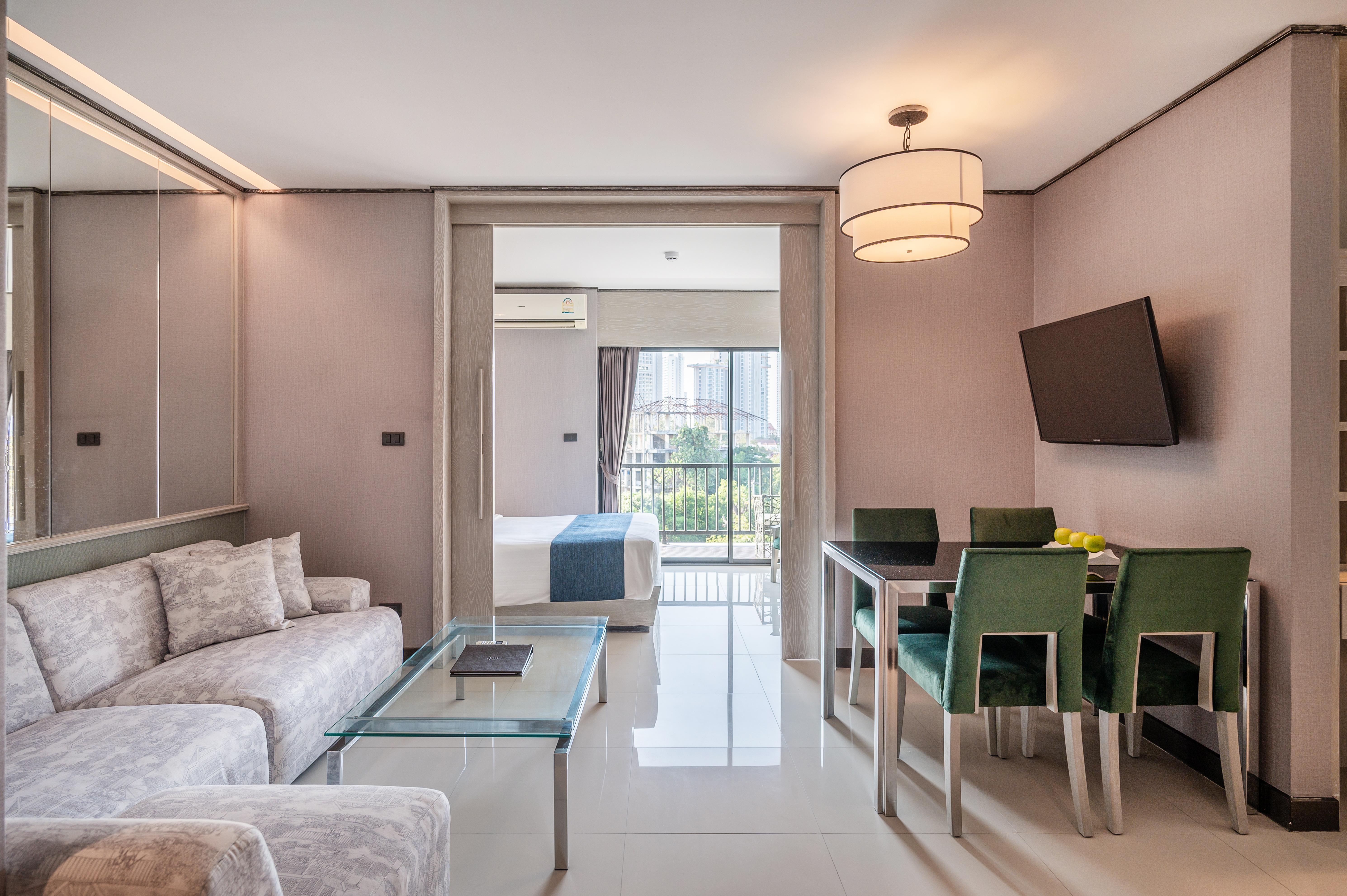Manhattan - Sha Extra 4* Pattaya