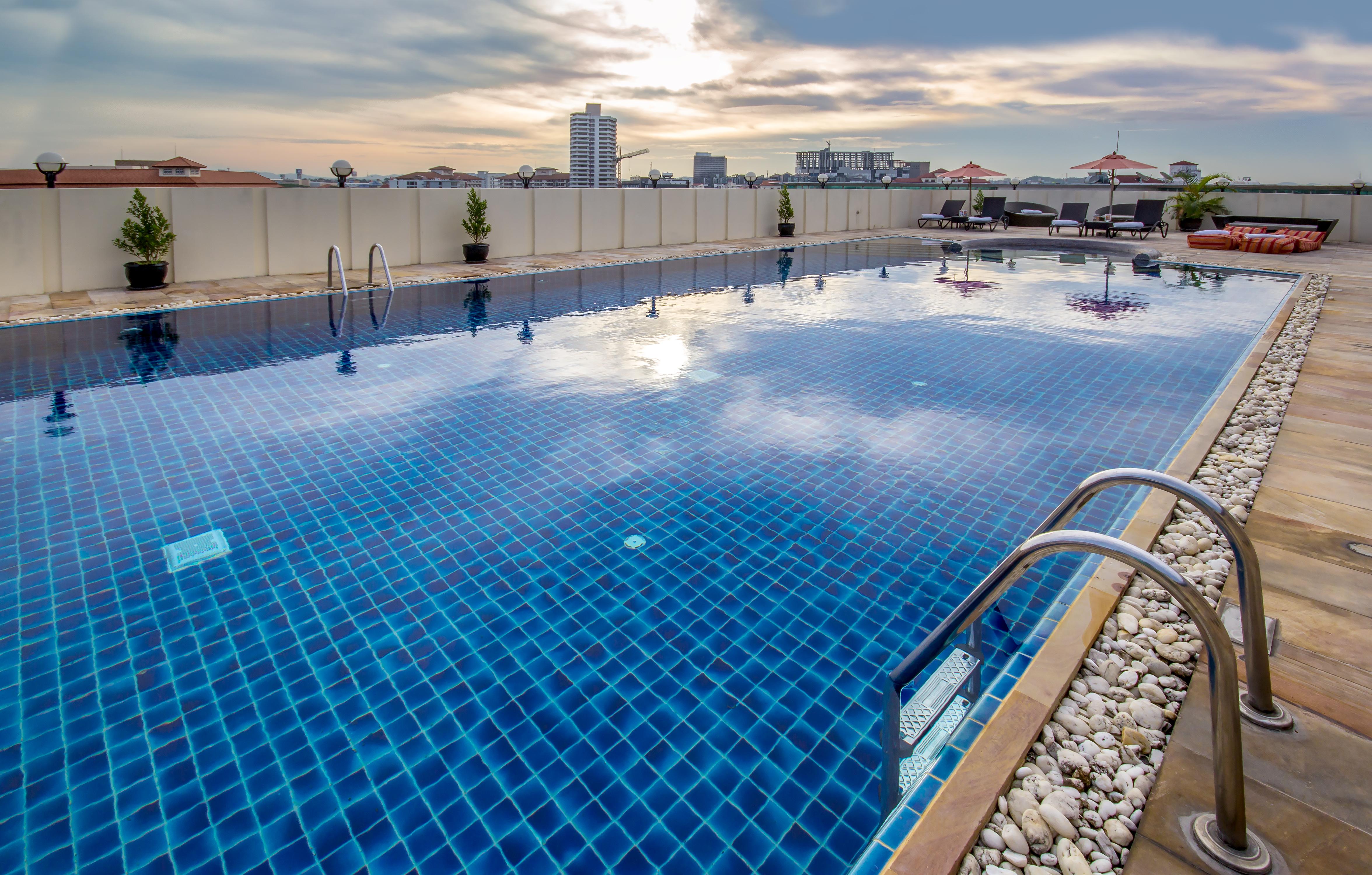 Nova By Compass Hospitality Hotel Pattaya