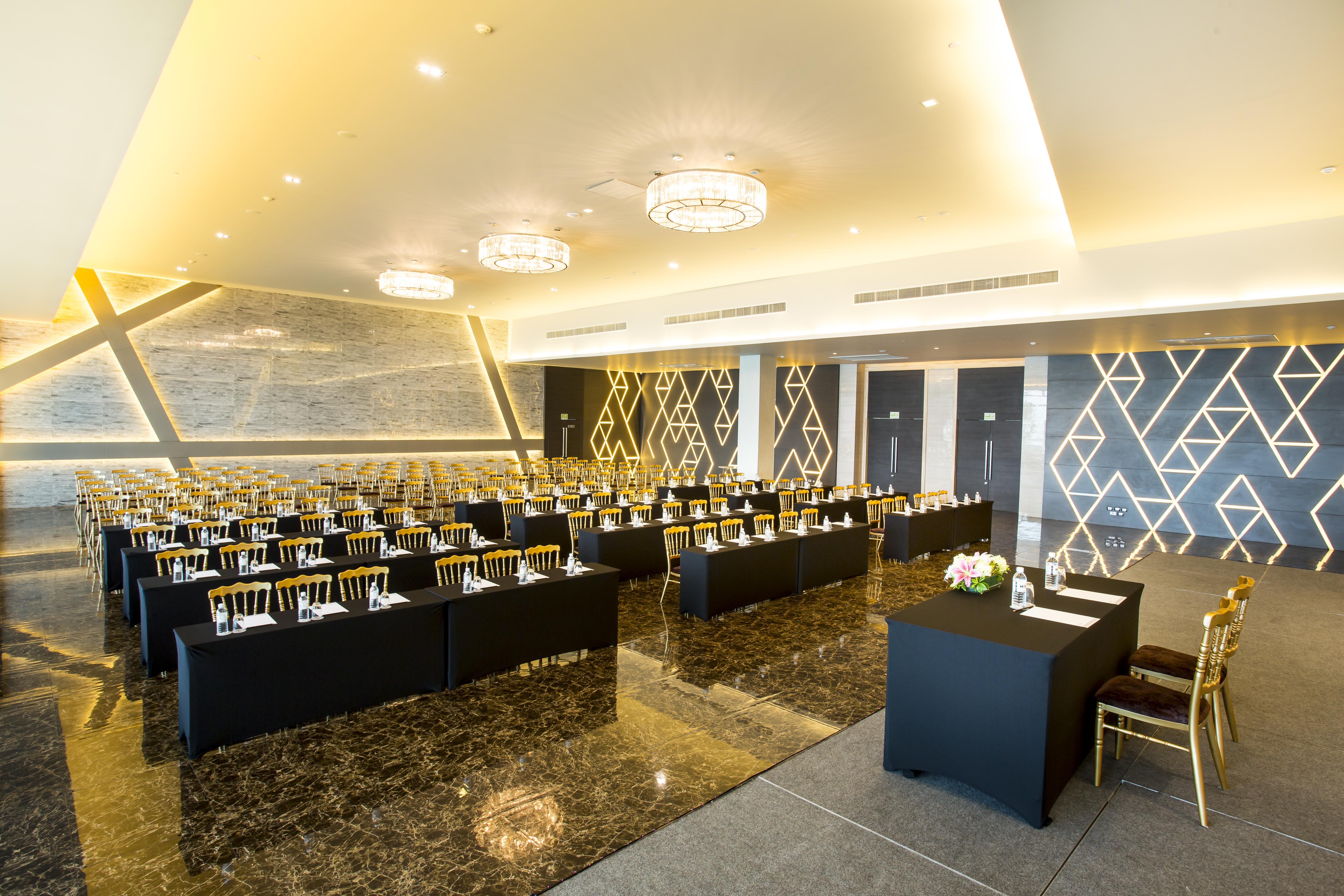 Tsix5 Hotel