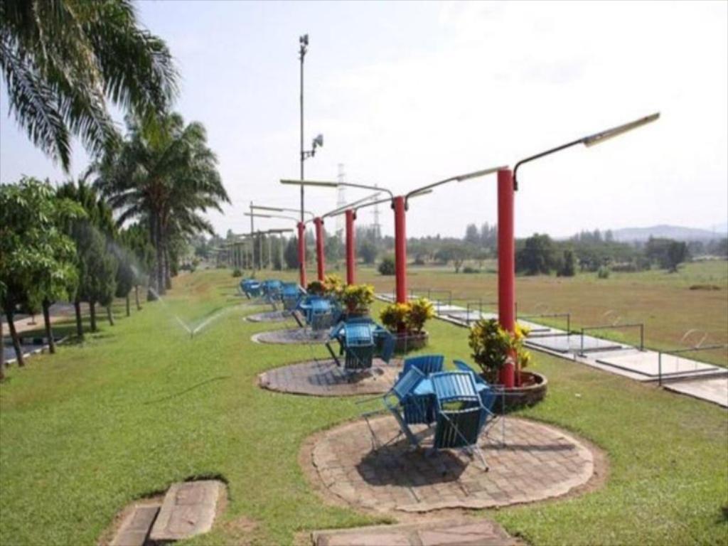 Country Club & Pattaya
