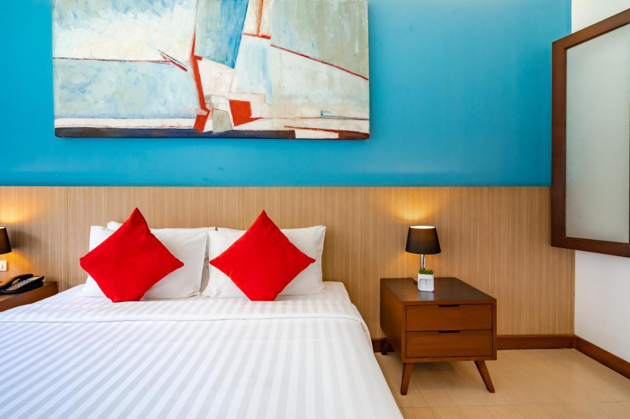 J Hotel 4*