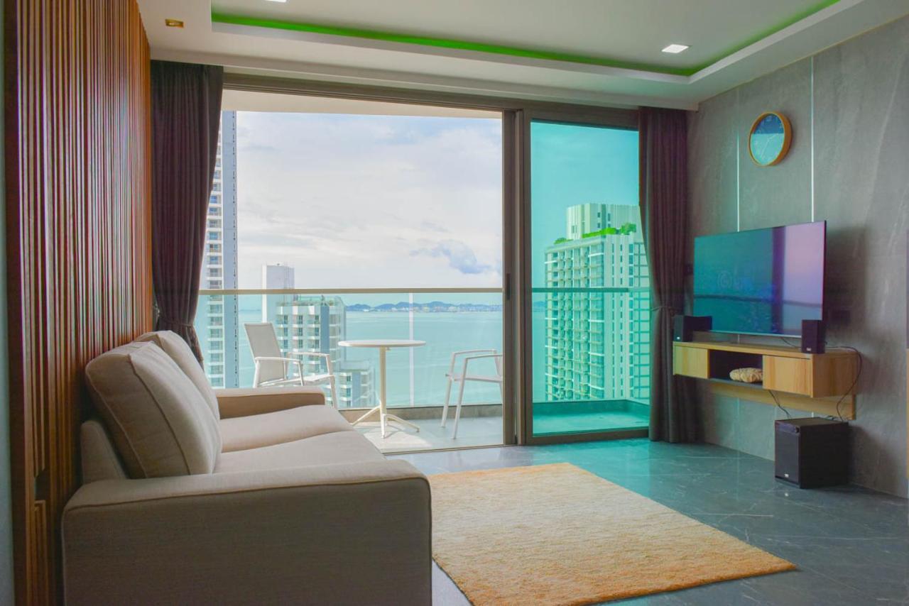 อพาร์ทเม้น Wongamat Tower Condominium *
